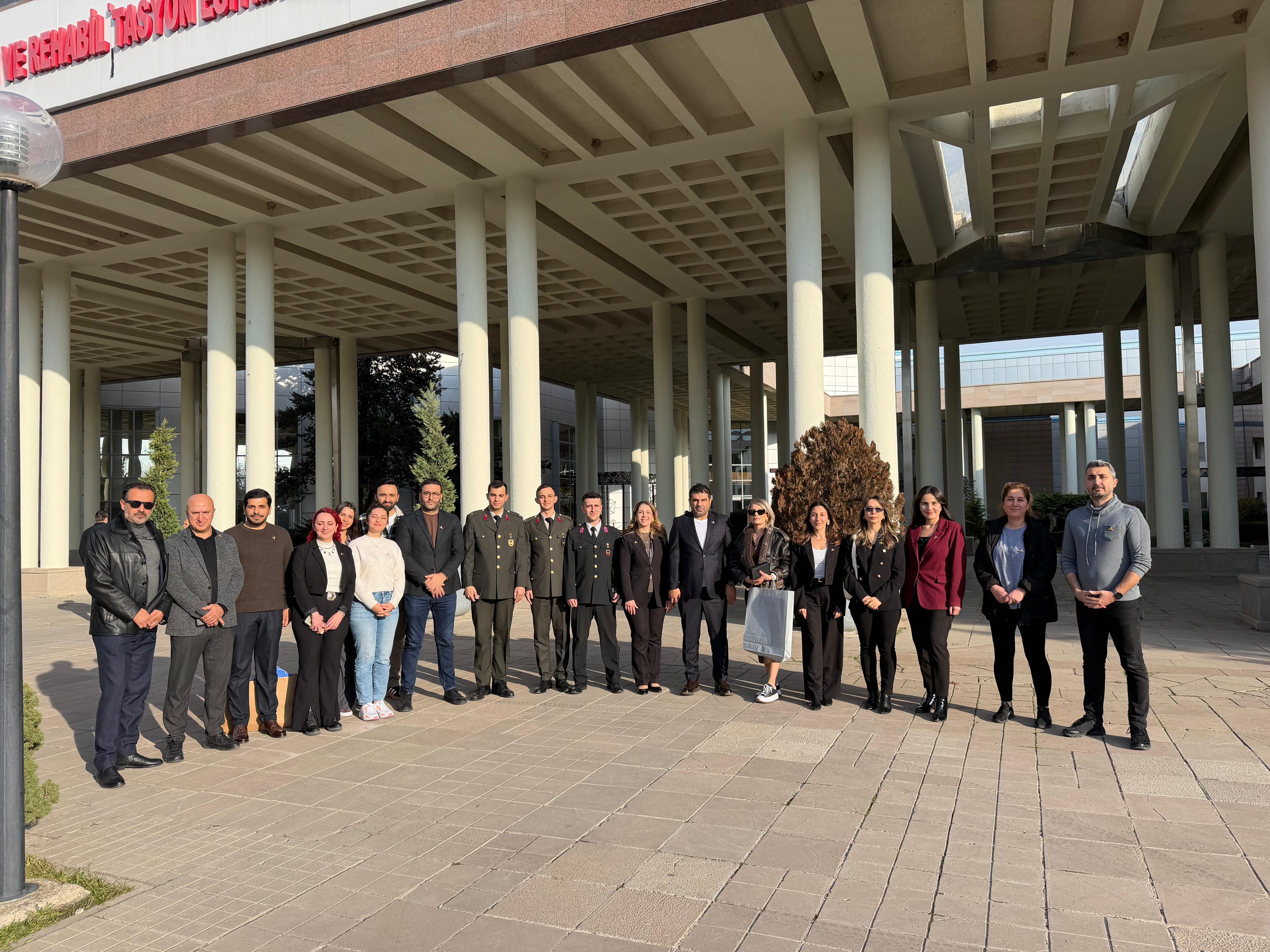 Gaziler Fizik Tedavi ve Rehabilitasyon Eğitim ve Araştırma Merkezine Ziyaret - 2