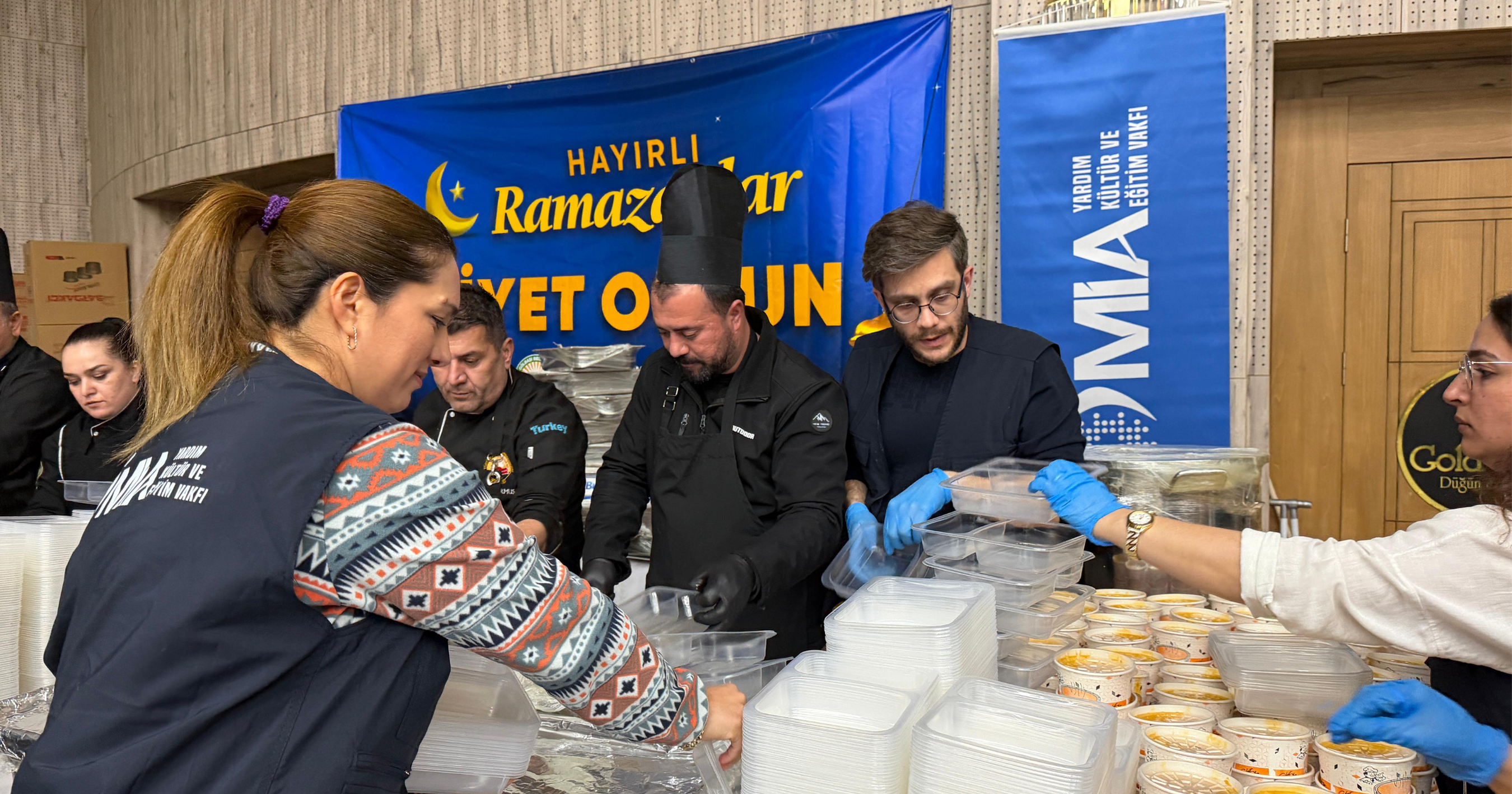 Bayram Sevinci Paylaşıldıkça Büyür - 4